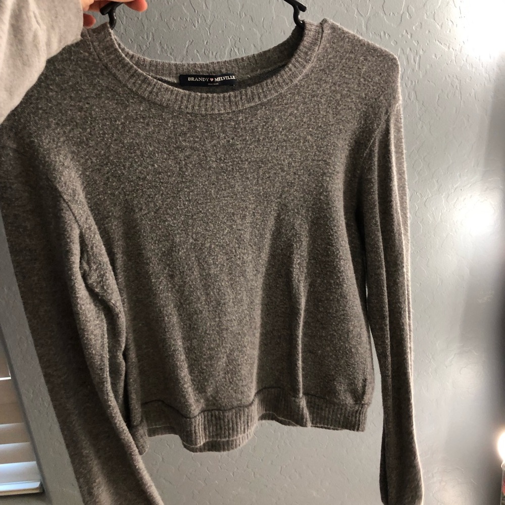 Brandy Melville one size fits all sweater